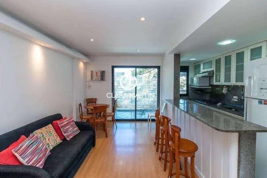 Flat à venda em Rio de Janeiro, Ipanema, com 2 quartos, 90m² - Clara Martin